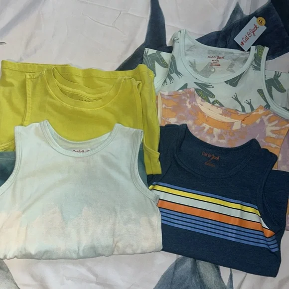 BOYS Colorful Tank Tops and T-Shirts Collection - Picture 4 of 4